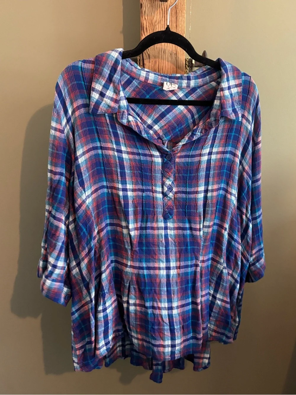 132.) DC Jeans / Plaid Top / 3/4 Sleeve / Casual - Picture 2 of 6